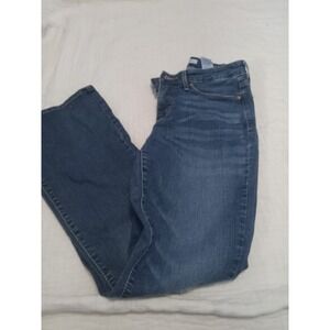 Levi's Signature Women's Mid Rise Bootcut Jeans Medium Wash Size W29 L30